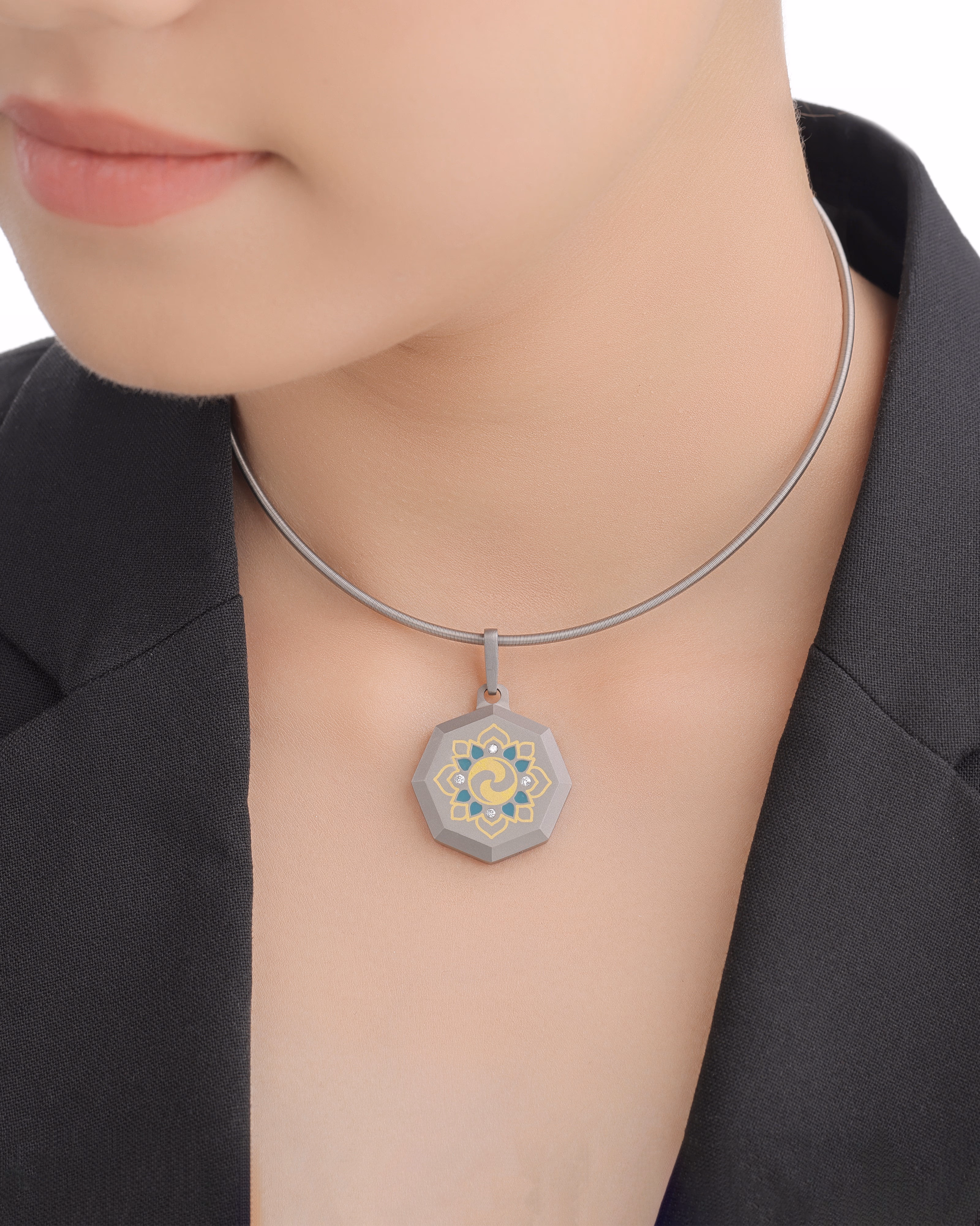 Women's Titanium Pendant