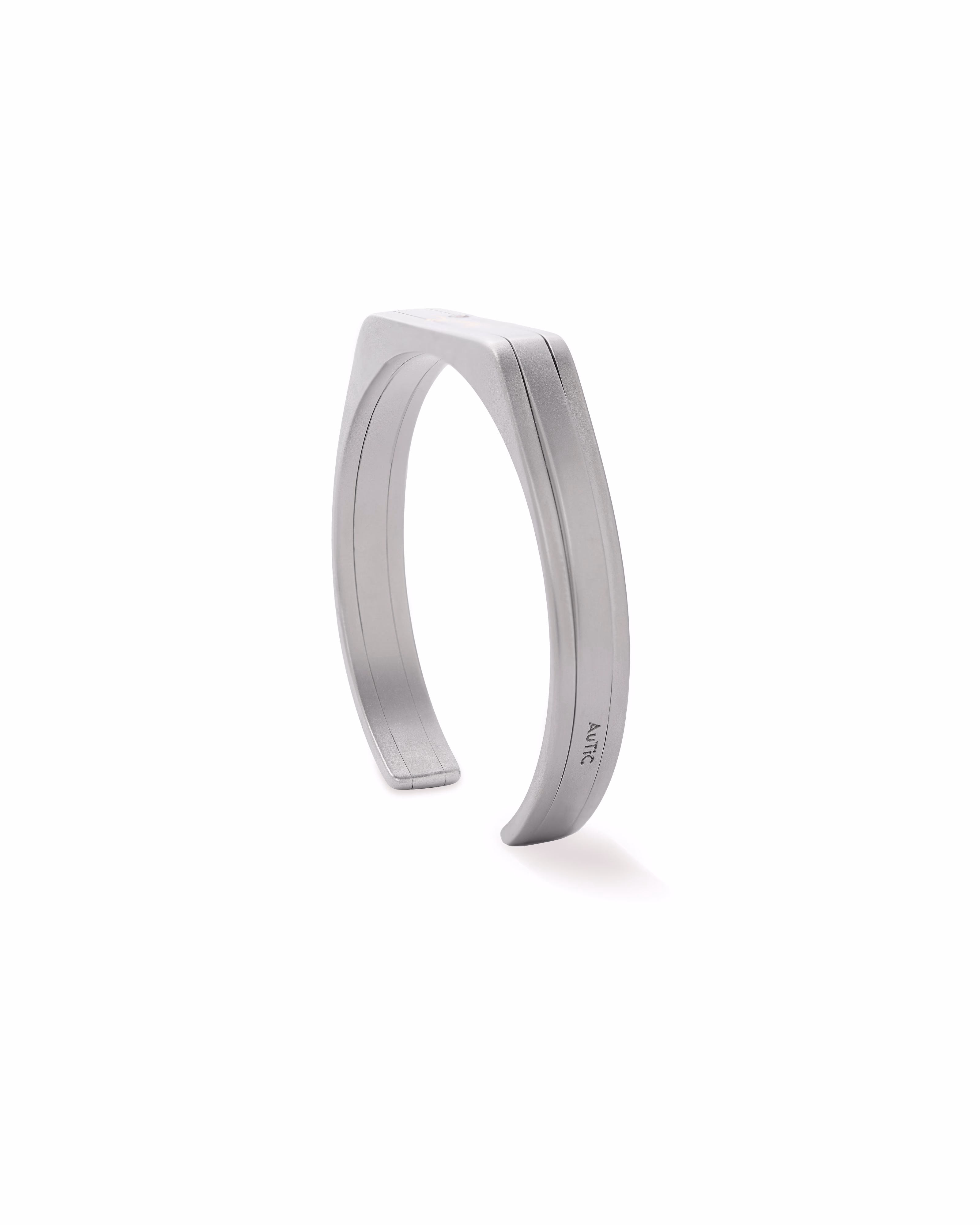 Autograph – Personalized Titanium Kada Bracelet.