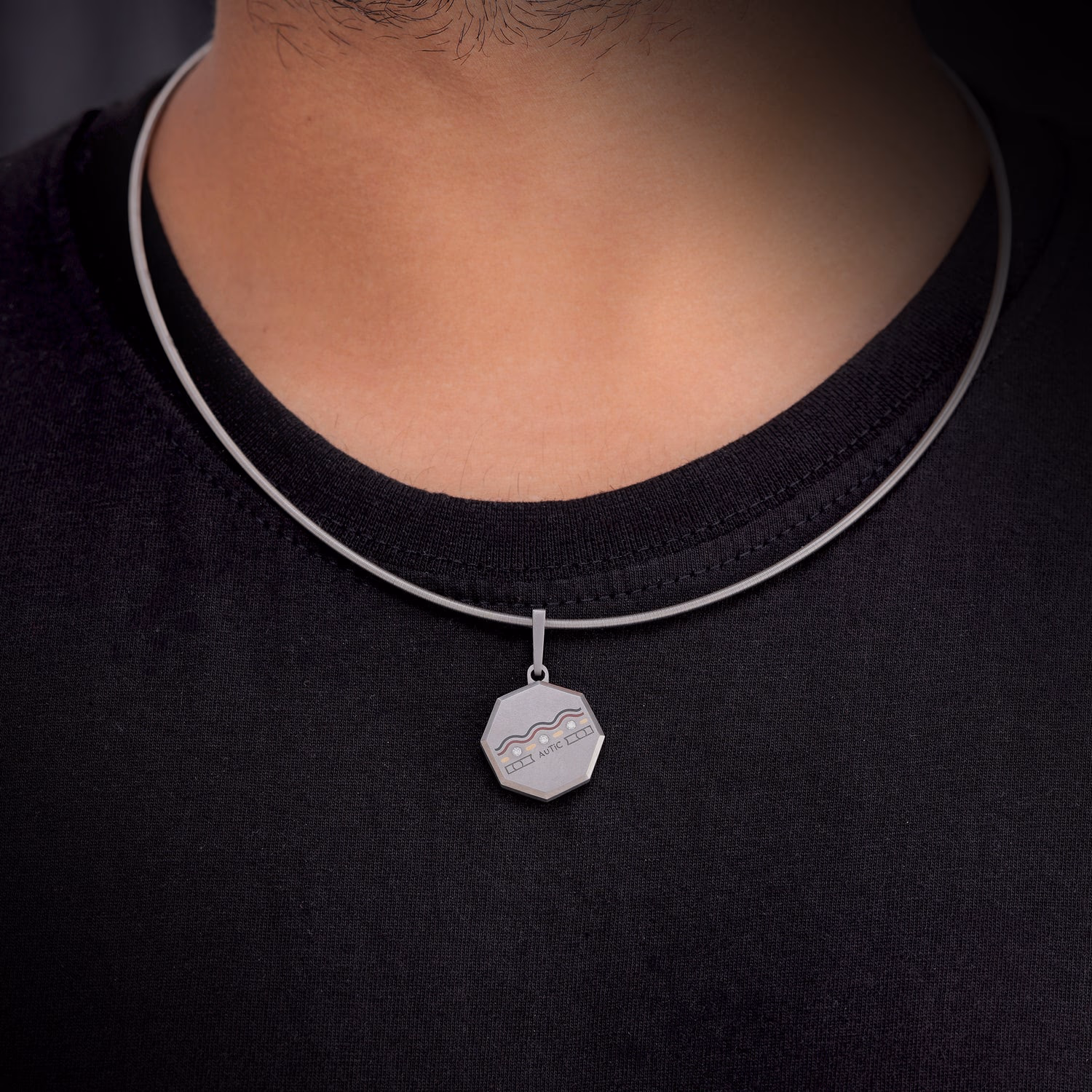 Legacy Pendant, close detail
